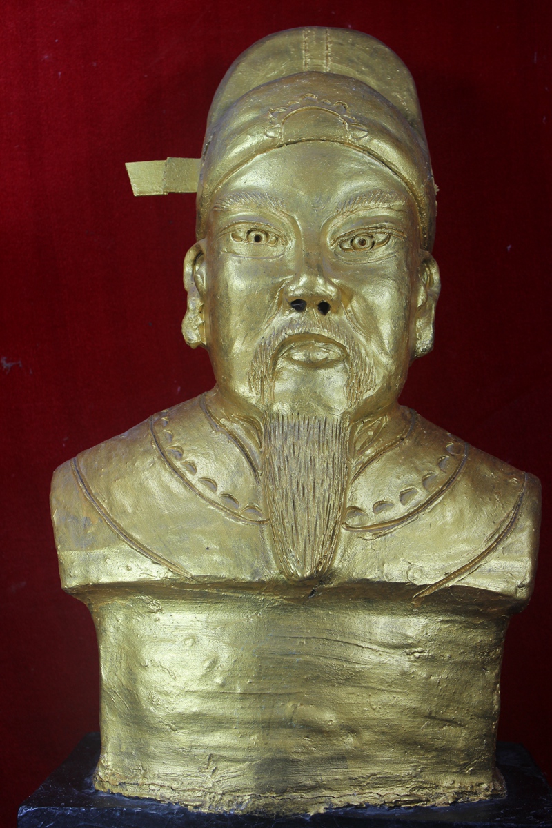 百家姓邵氏泥塑像